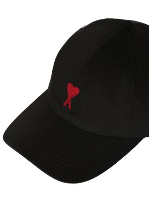 Памучна шапка с козирки бродирана Ami Paris черно
