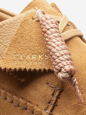 Cipele od brušene kože Clarks Originals smeđa