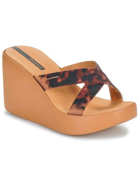 Béžové sandály Ipanema