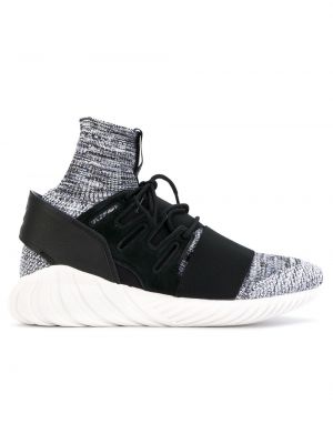 Sneakers Adidas Tubular svart