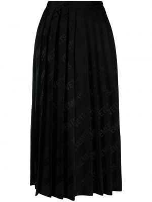 Plisovaná žakárová midi sukňa Vetements čierna