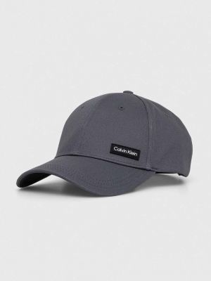 Памучна шапка с козирки с апликация Calvin Klein сиво