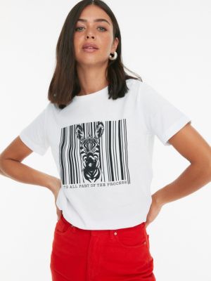 Тениска с принт зебра Trendyol бяло