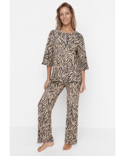 Pijamale cu model leopard Trendyol