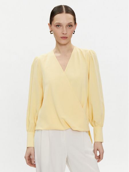 Желтая блузка Rinascimento