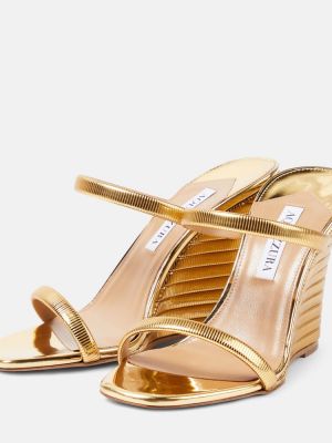 Kožené sandále na kline z ekologickej kože Aquazzura zlatá