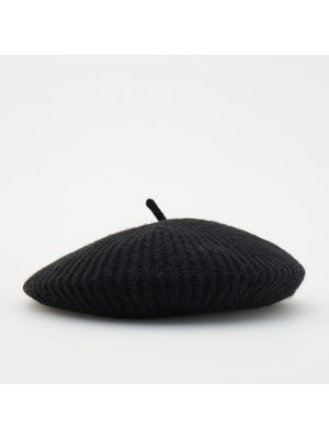 Pletená pletená baretka Reserved čierna
