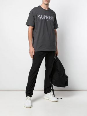 Gradienta krāsas t-krekls Supreme pelēks