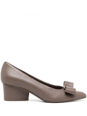 Pumps med rosetter Ferragamo brun