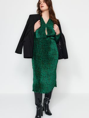 Rochie midi cu imprimeu animal print împletită Trendyol verde