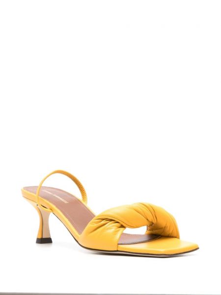 Sandały skórzane Lorena Antoniazzi żółte