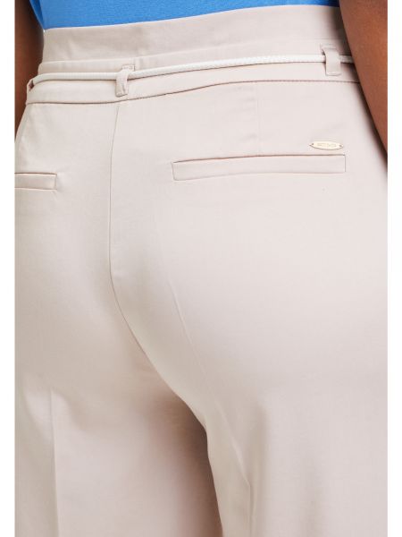 Pantalon droit plissé Betty & Co beige