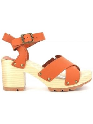 Sandále Kickers oranžová