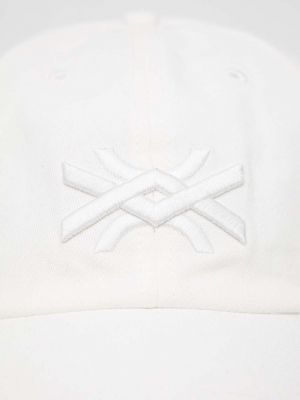 Однотонна бавовняна кепка United Colors Of Benetton біла