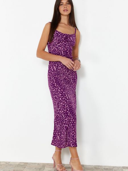 Punktotas ietīšanas kleita viskozes Trendyol violets