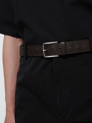 Cinturón de cuero de cuero con hebilla Bottega Veneta plateado