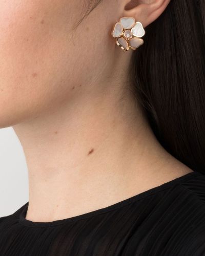 Rožinio aukso gėlėtos auskarai su perlais Chopard
