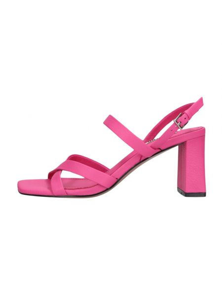 Spitzen sandale mit spitzer schuhkappe Bibi Lou pink