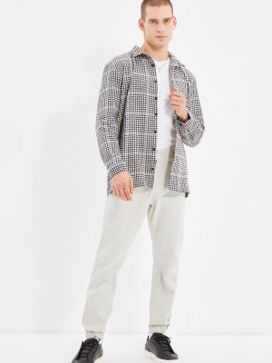 Chino панталони с джобове Trendyol сиво