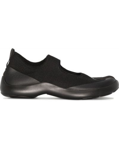 Slip on sandále Tabi Footwear čierna