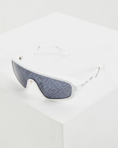 Солнцезащитные очки Fendi, белые