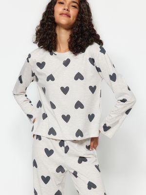 Πλεκτή βαμβακερή πιτζάμας με μοτίβο καρδιά Trendyol μπεζ
