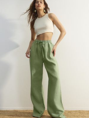 Voľné džínsy Trendyol zelená