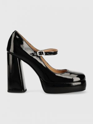 Ниски обувки с висок ток Wojas черно