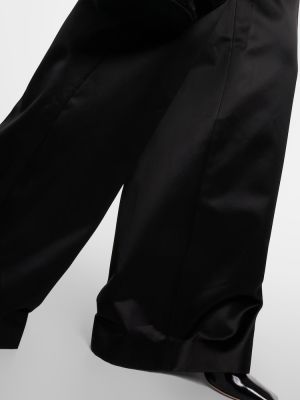 Плисирани relaxed сатенени панталон Khaite черно