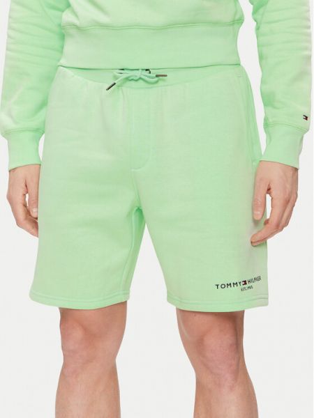 Priliehavé športové šortky Tommy Hilfiger zelená
