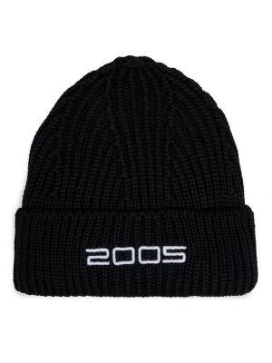 Müts 2005 must