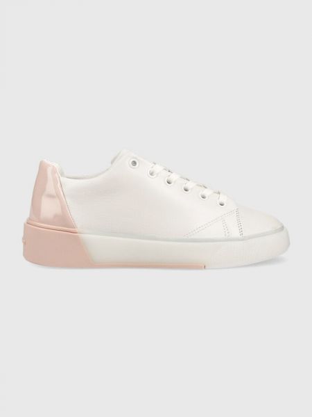Sneakersy sznurowane na obcasie koronkowe Calvin Klein białe
