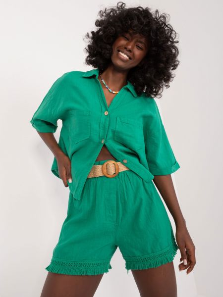 Kratke hlače bootcut Fashionhunters zelena