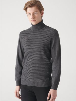 Kokvilnas džemperis ar augstu apkakli Avva