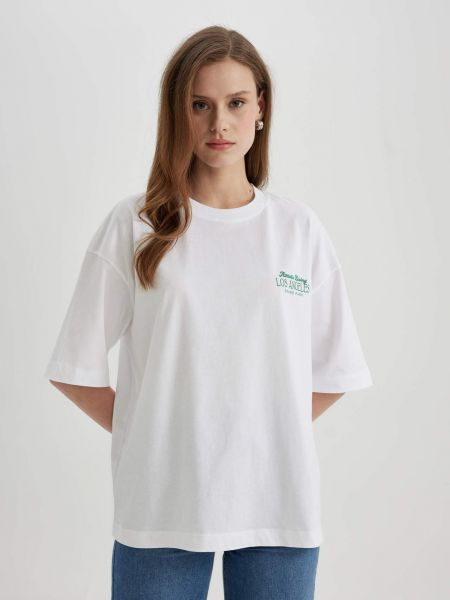 Oversize t-krekls ar īsām piedurknēm Defacto