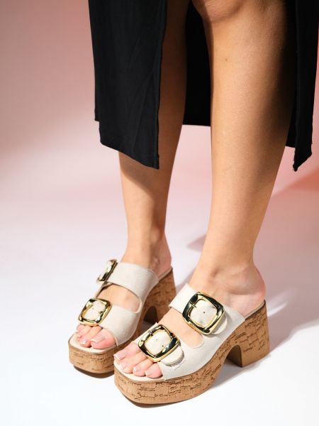 Papuci de casă din piele de căprioară cu platformă cu cataramă Luvishoes