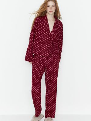 Pijamale din viscoză împletită cu motiv cu inimi Trendyol roșu