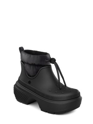 Členkové topánky Crocs čierna