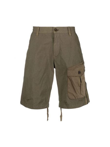Shorts Ten C grün