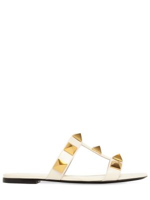 Kožne cipele sa šiljcima Valentino Garavani zlatna