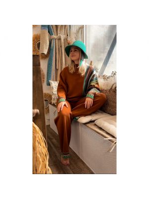 Утепленный трикотажный костюм свободного кроя Omnia Store коричневый