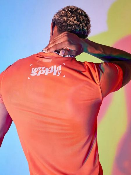Приталенная футболка с принтом с сеткой Asos оранжевая