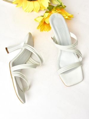 Домашни пантофи Fox Shoes бяло