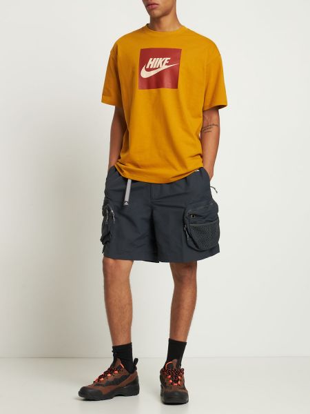 T-krekls Nike Acg zelts