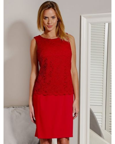 Sukienka koronkowa elegancka Fashionhunters, czerwony