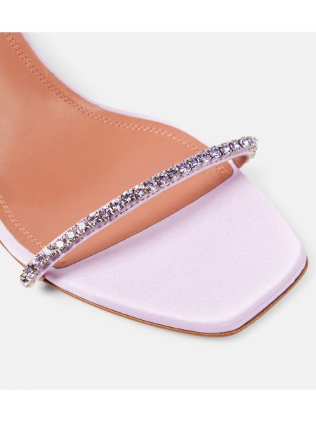Sandalias de raso de cristal Amina Muaddi violeta