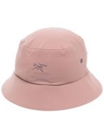 Różowe kapelusze męskie