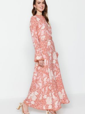 Pletena obleka s cvetličnim vzorcem Trendyol roza