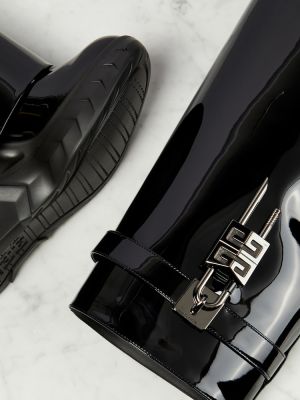 Lakuotos iš natūralios odos guminiai batai Givenchy juoda