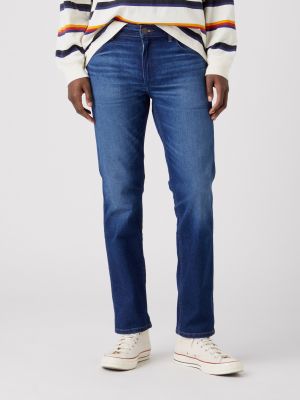 Priliehavé džínsy s rovným strihom Wrangler
